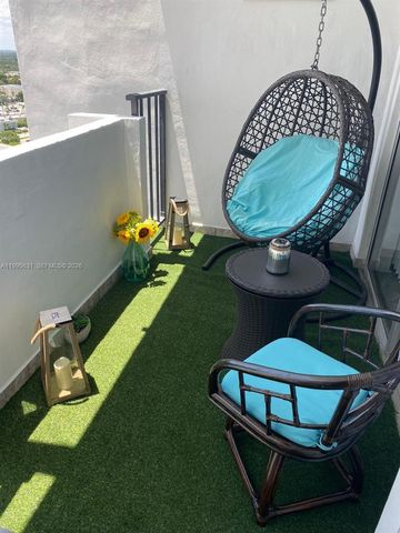 2750 NE 183rd St 2407, Aventura, FL 33160