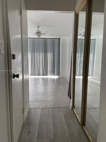 2750 NE 183rd St 2407, Aventura, FL 33160