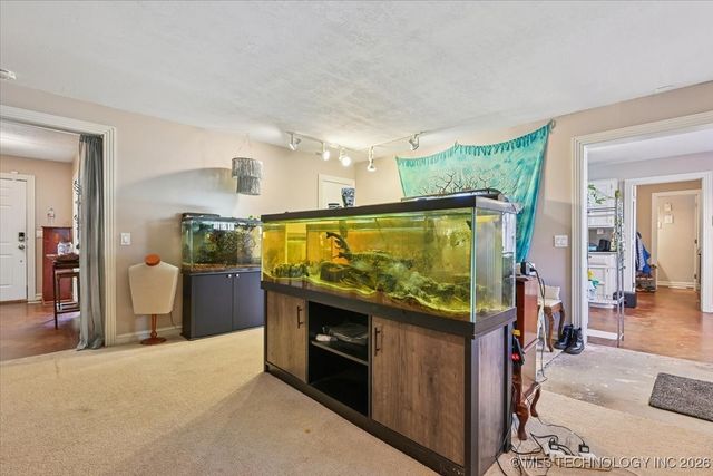 8229 S 74th East Avenue, Tulsa, OK 74133