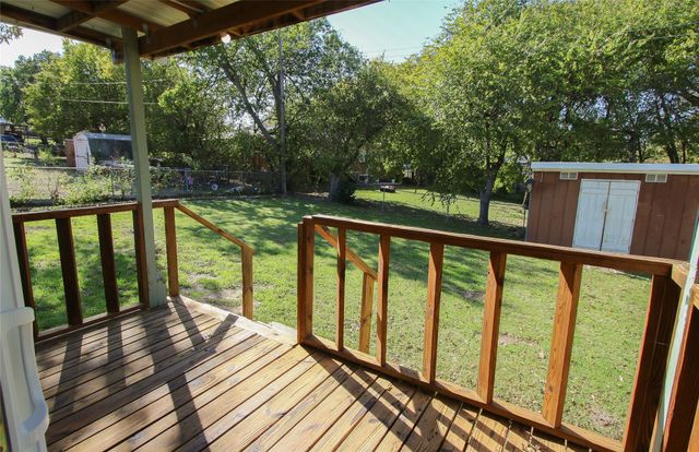 4305 Highland Lake Drive, Lake Worth, TX 76135