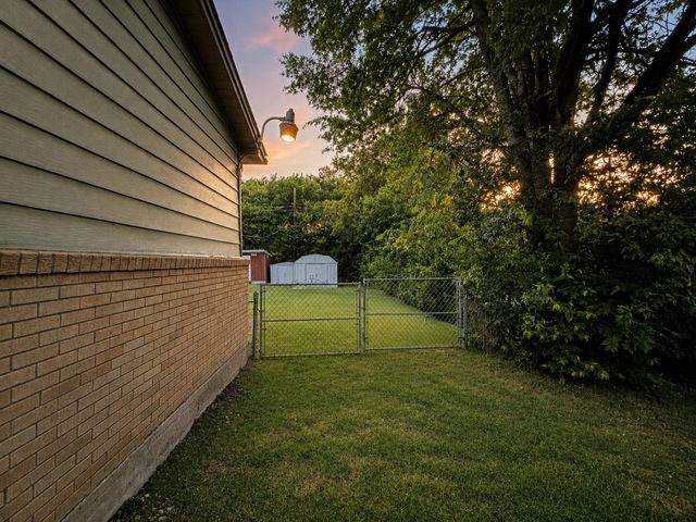 4305 Highland Lake Drive, Lake Worth, TX 76135