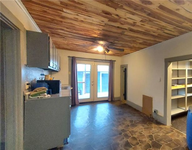 304 N Miles Street, Pittsburg, KS 66762