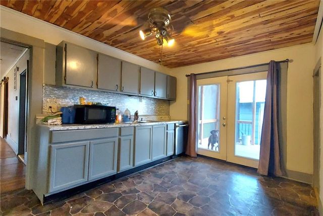 304 N Miles Street, Pittsburg, KS 66762