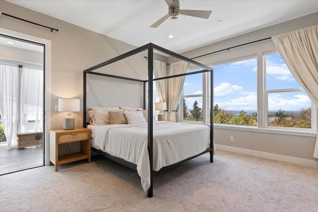 1112 Pick N Shovel Ct, Auburn, CA 95603