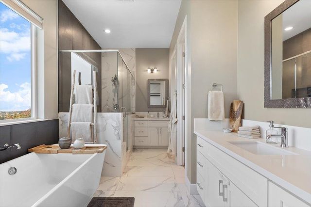 1112 Pick N Shovel Ct, Auburn, CA 95603