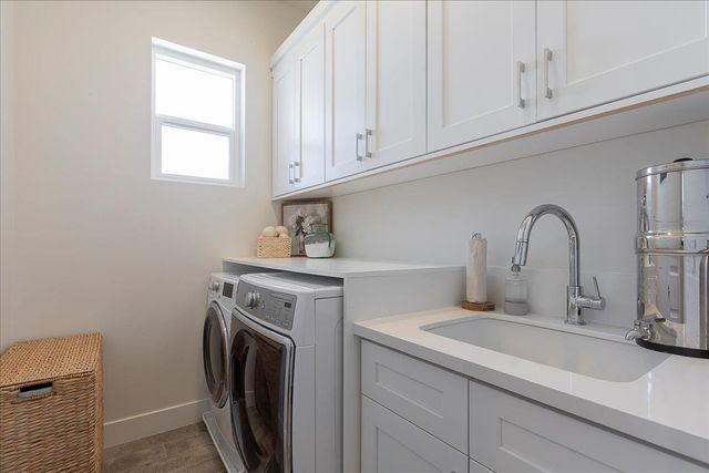 1112 Pick N Shovel Ct, Auburn, CA 95603