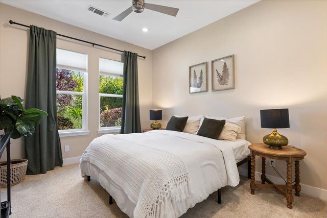 1112 Pick N Shovel Ct, Auburn, CA 95603