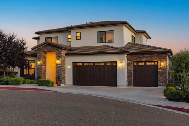 1112 Pick N Shovel Ct, Auburn, CA 95603