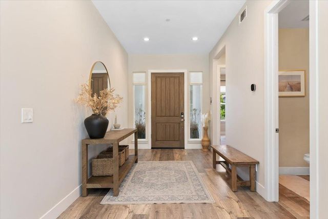 1112 Pick N Shovel Ct, Auburn, CA 95603