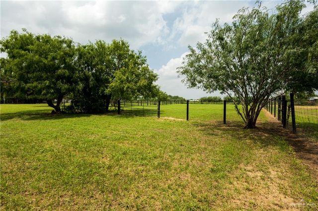 6 Mile 6 Street, Mission, TX 78573