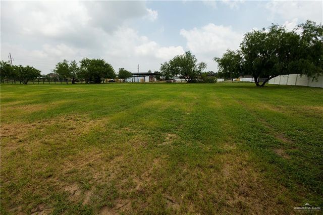 6 Mile 6 Street, Mission, TX 78573