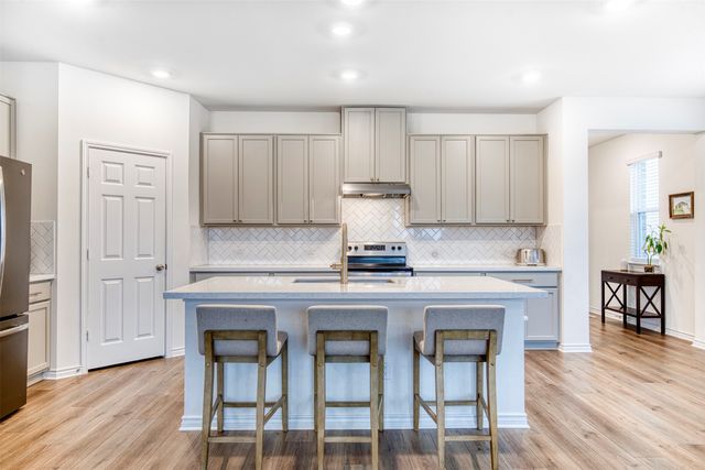 2513 Wayne Avenue, Aubrey, TX 76227