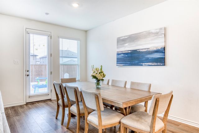 2513 Wayne Avenue, Aubrey, TX 76227