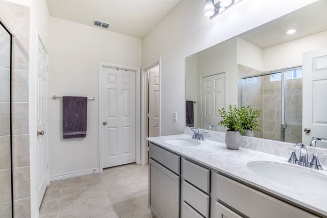 2513 Wayne Avenue, Aubrey, TX 76227