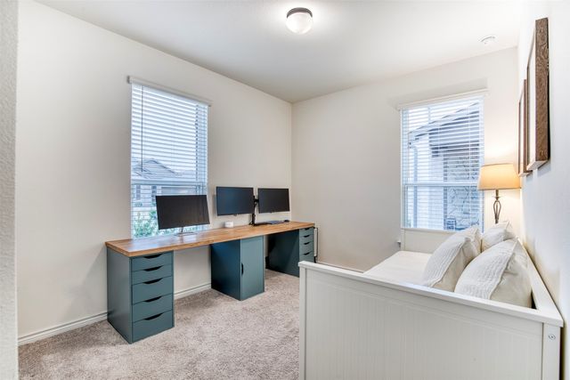 2513 Wayne Avenue, Aubrey, TX 76227