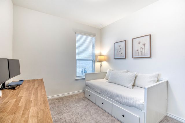 2513 Wayne Avenue, Aubrey, TX 76227