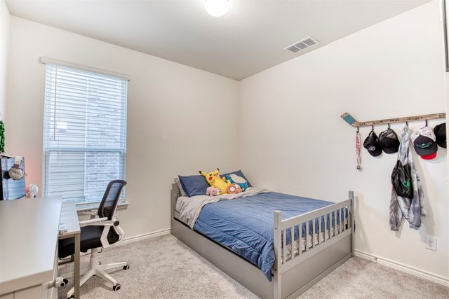 2513 Wayne Avenue, Aubrey, TX 76227