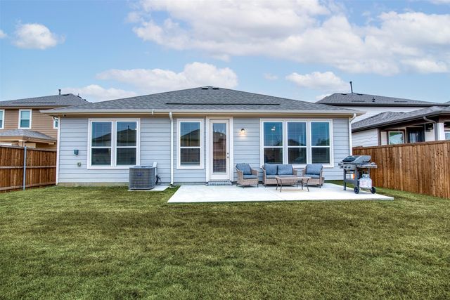 2513 Wayne Avenue, Aubrey, TX 76227