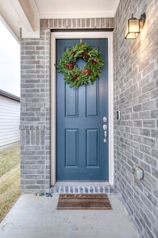 2513 Wayne Avenue, Aubrey, TX 76227