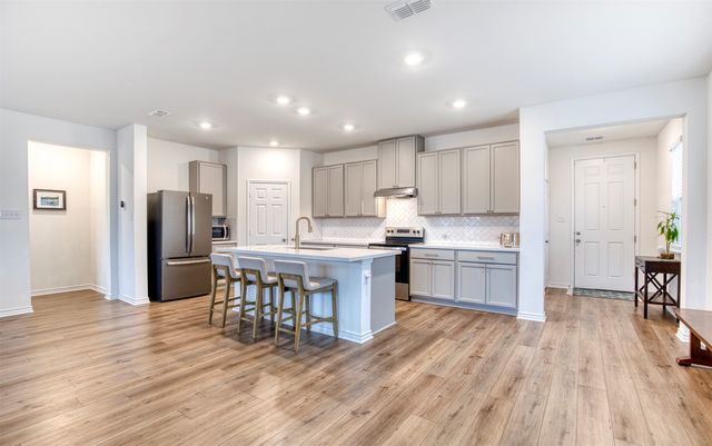 2513 Wayne Avenue, Aubrey, TX 76227