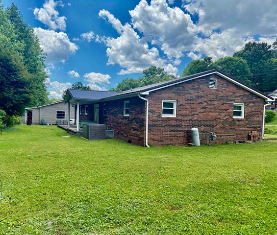 5374 State Route 141, Ironton, OH 45638
