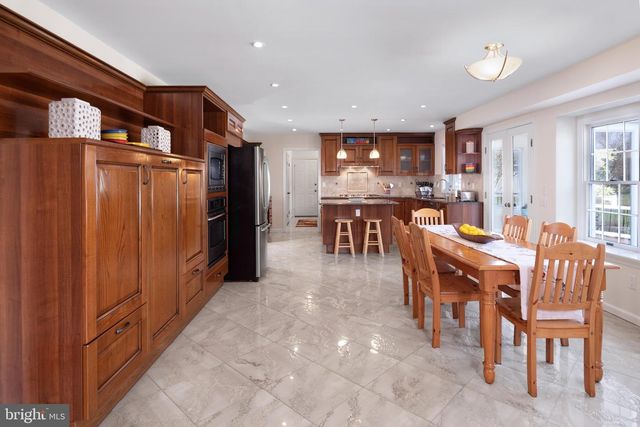 11 PROVIDENCE DR, Princeton Junction, NJ 08550