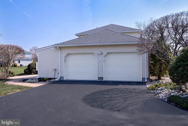 11 PROVIDENCE DR, Princeton Junction, NJ 08550
