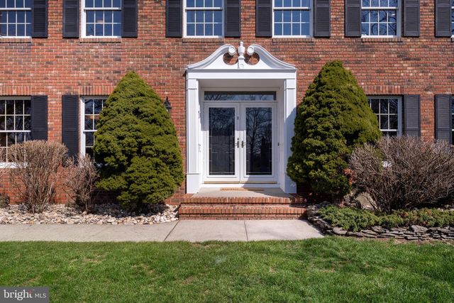 11 PROVIDENCE DR, Princeton Junction, NJ 08550
