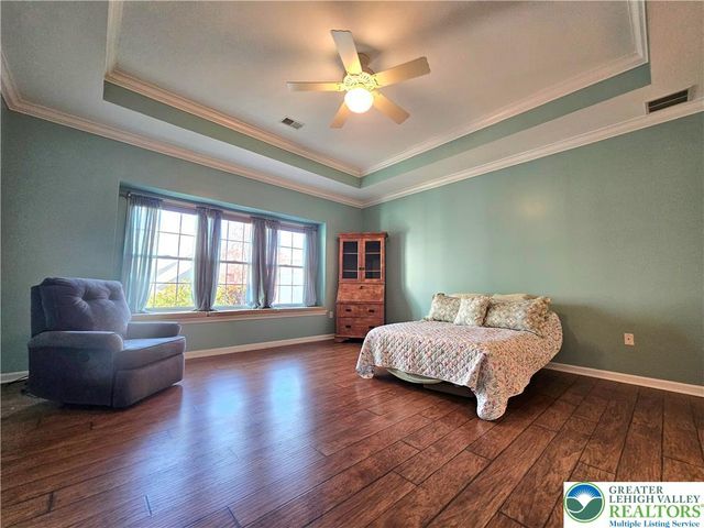 5 Canterbury Lane, Palmer Twp, PA 18045