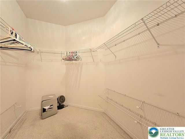 5 Canterbury Lane, Palmer Twp, PA 18045