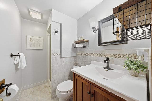 139 Aldrich Road, Columbus, OH 43214