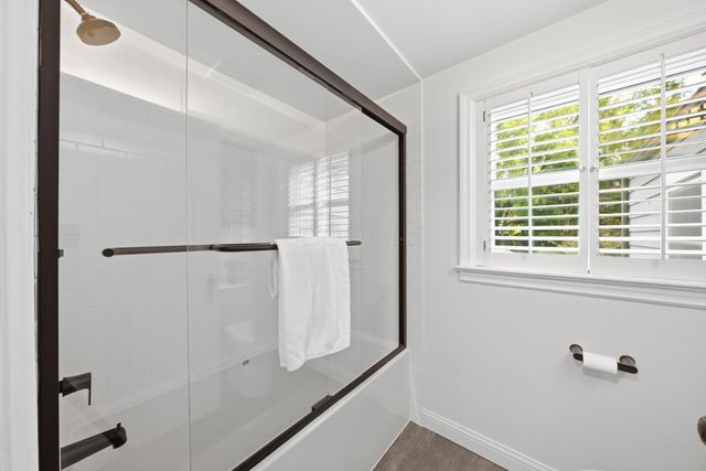 139 Aldrich Road, Columbus, OH 43214