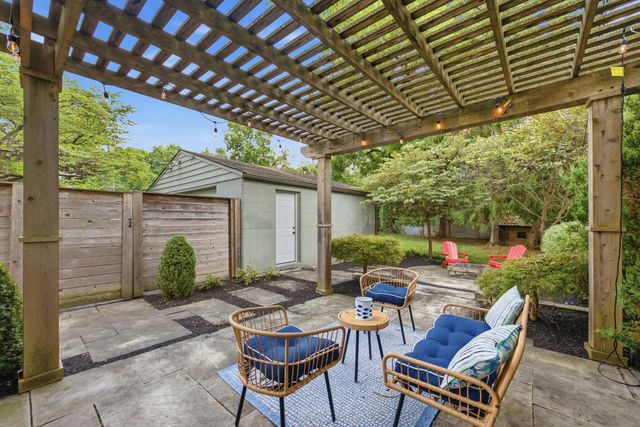 139 Aldrich Road, Columbus, OH 43214