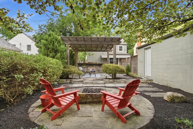 139 Aldrich Road, Columbus, OH 43214