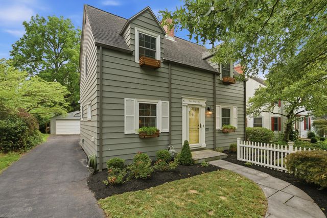 139 Aldrich Road, Columbus, OH 43214