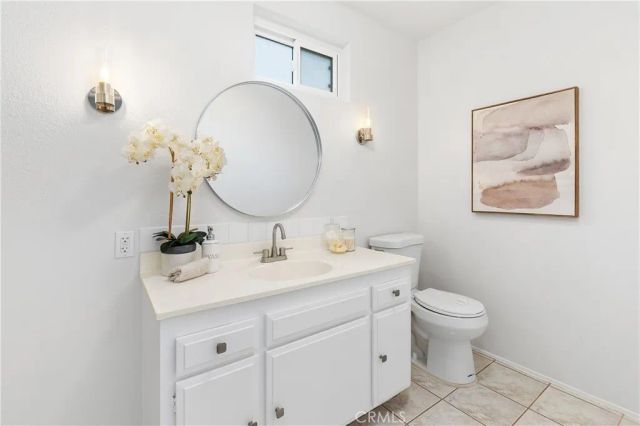 1707 Upperton, Los Angeles, CA 90042