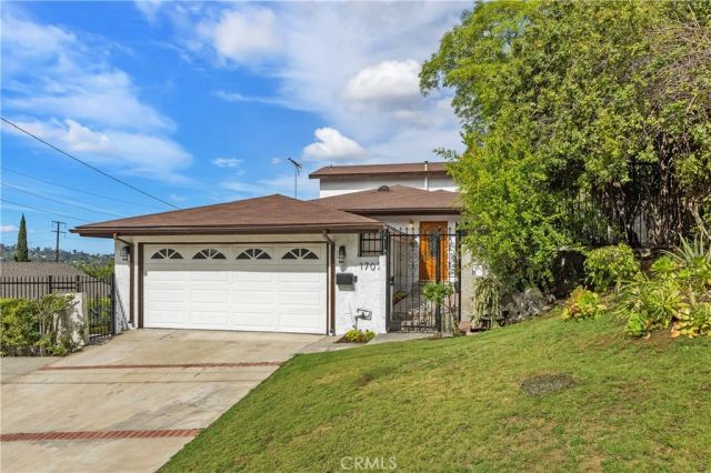 1707 Upperton, Los Angeles, CA 90042