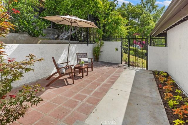 1707 Upperton, Los Angeles, CA 90042