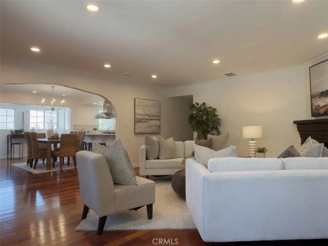 1707 Upperton, Los Angeles, CA 90042