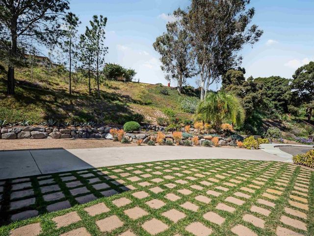 12902 Biscayne Cove, San Diego, CA 92014