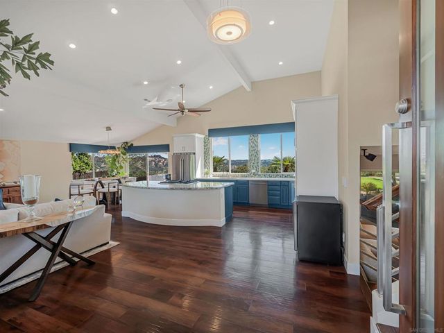 12902 Biscayne Cove, San Diego, CA 92014