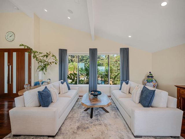 12902 Biscayne Cove, San Diego, CA 92014