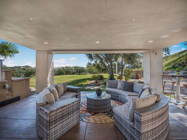 12902 Biscayne Cove, San Diego, CA 92014