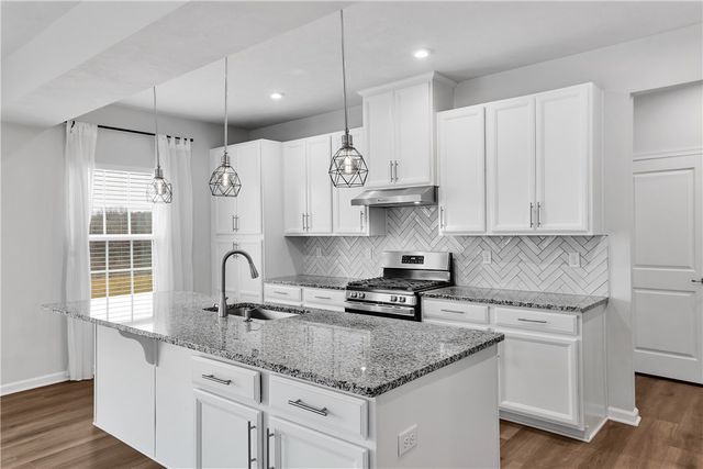 4442 Yorktown Dr, South Fayette, PA 15057