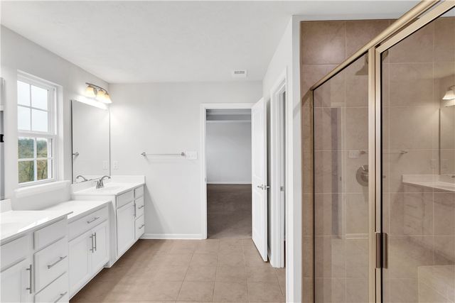 4442 Yorktown Dr, South Fayette, PA 15057