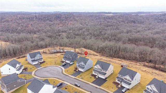 4442 Yorktown Dr, South Fayette, PA 15057