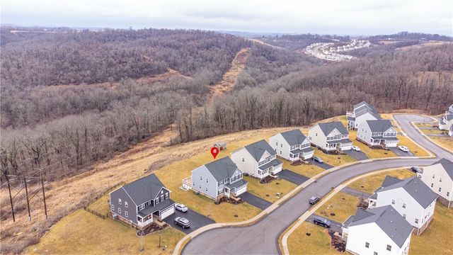 4442 Yorktown Dr, South Fayette, PA 15057