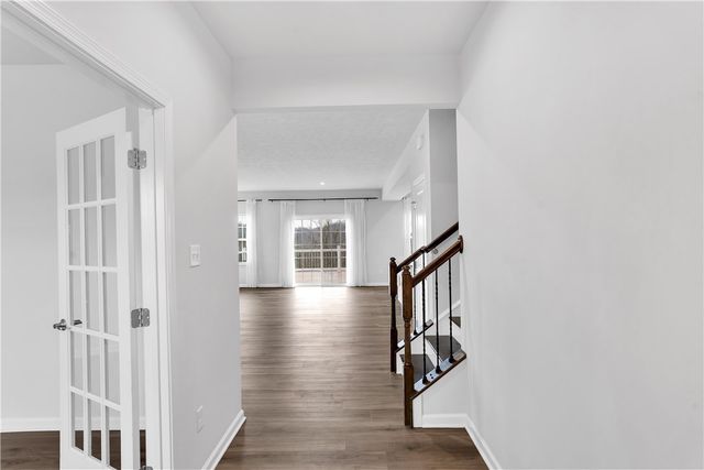 4442 Yorktown Dr, South Fayette, PA 15057