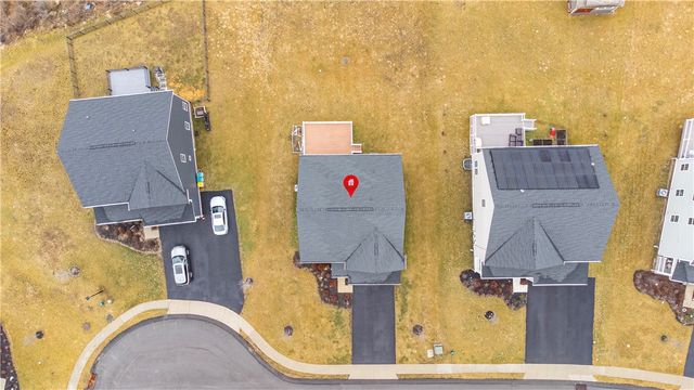 4442 Yorktown Dr, South Fayette, PA 15057