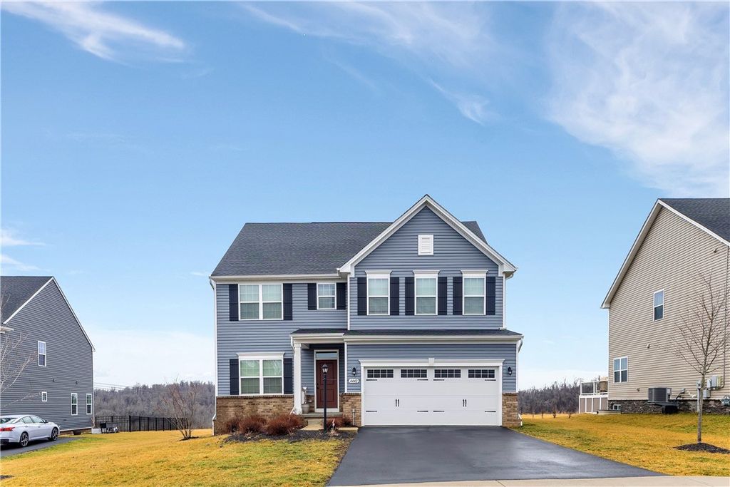 4442 Yorktown Dr, South Fayette, PA 15057